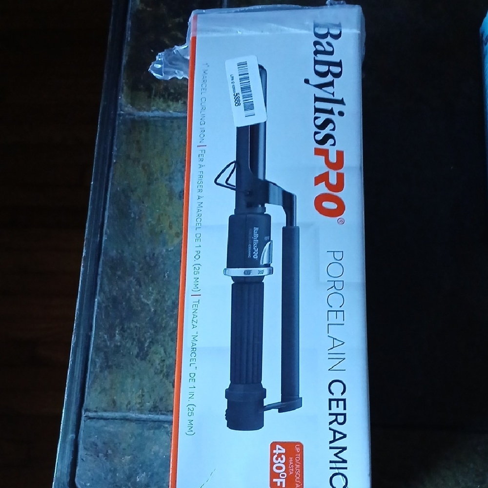 BaBylissPRO Porcelain Ceramic Curling Iron - Black.   D
